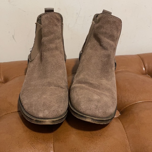 Steve Madden Gianna Suede Boot, Sz 8 - Picture 2 of 9
